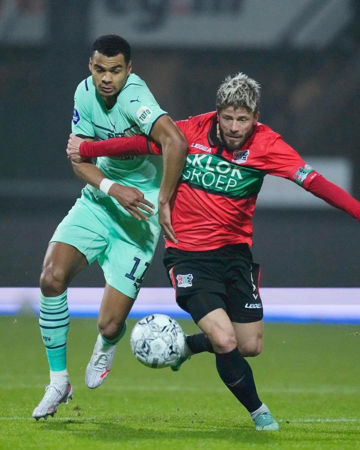 他们有着丰 他们有着丰